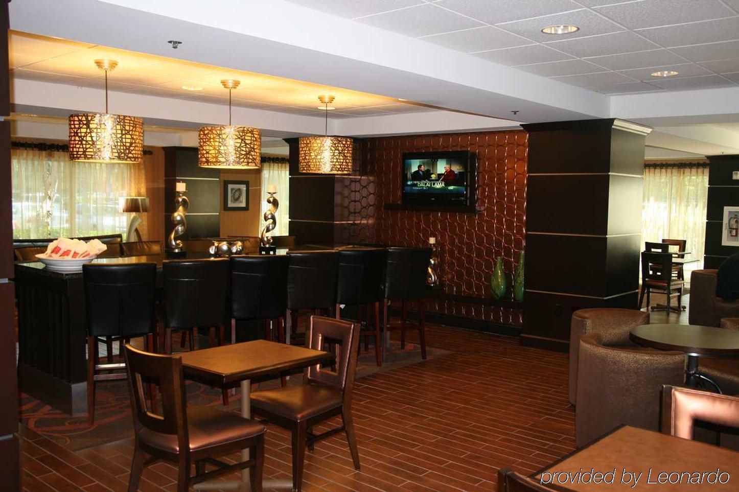 Hampton Inn Houston Near The Galleria Restaurant photo
